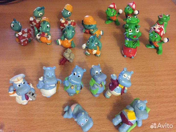 Игрушки из киндер-сюрприза\тролли -ластики