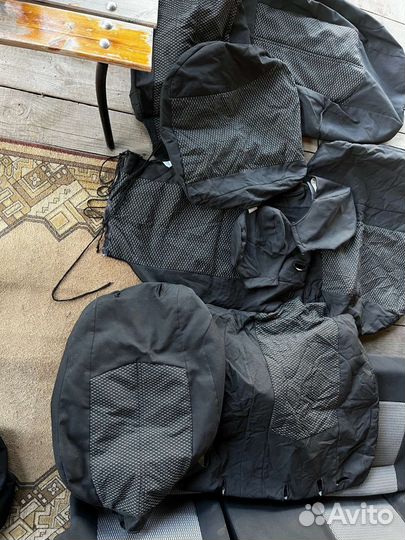 Сиденья, обшивка багажника volkswagen polo