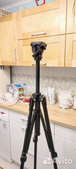 Штатив Velbon DV-7000N + PH-368