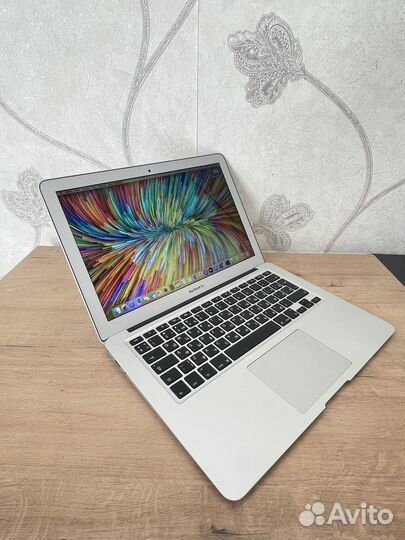 Ноутбук Macbook Air 13 2013 SSD 256gb
