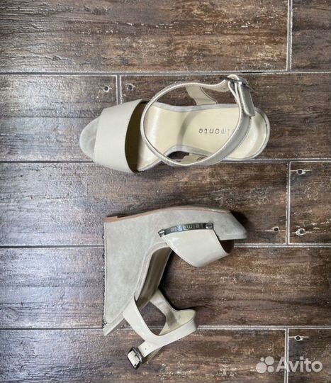 Босоножки женские 37 размер