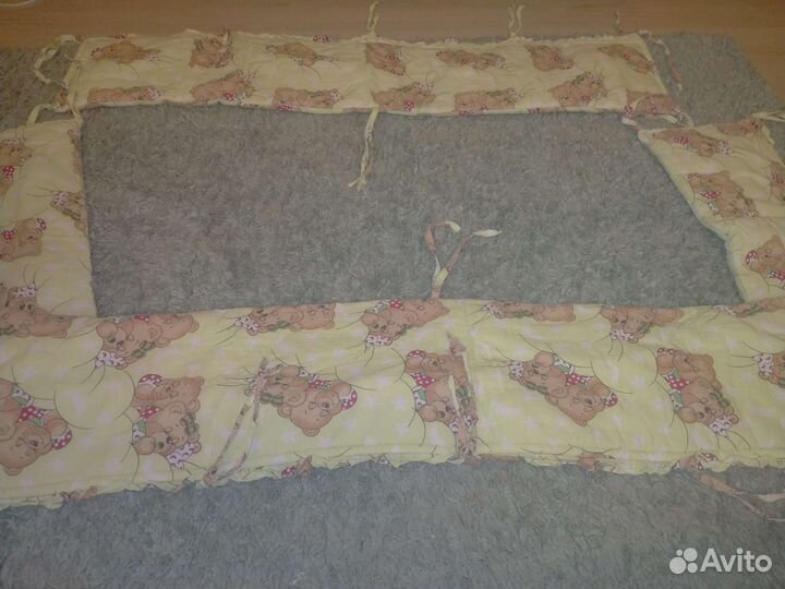 Бортики в кроватку