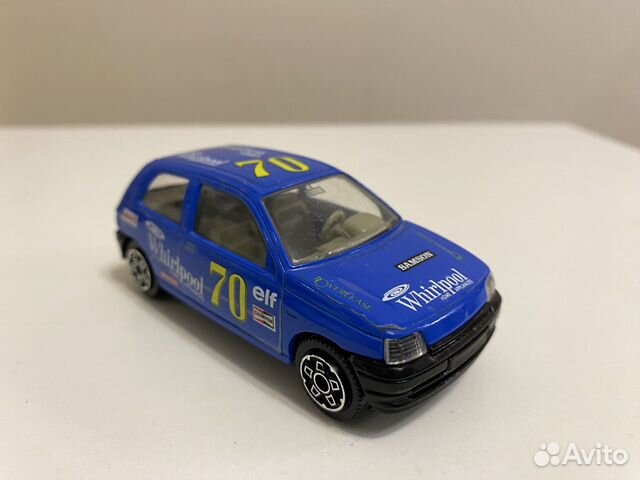 Модель Burago Renault Clio