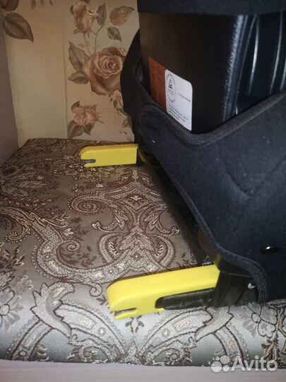 Автокресло Kiddy Guardianfixpro (9-36 кг)