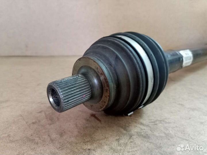 Привод передний правый Audi A3 8P