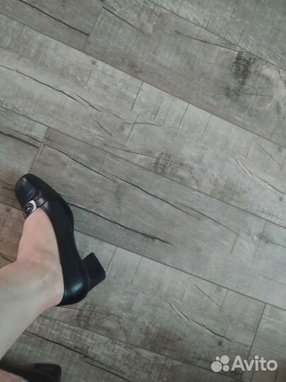 Туфли женские 39 размер натуральная кожа черные