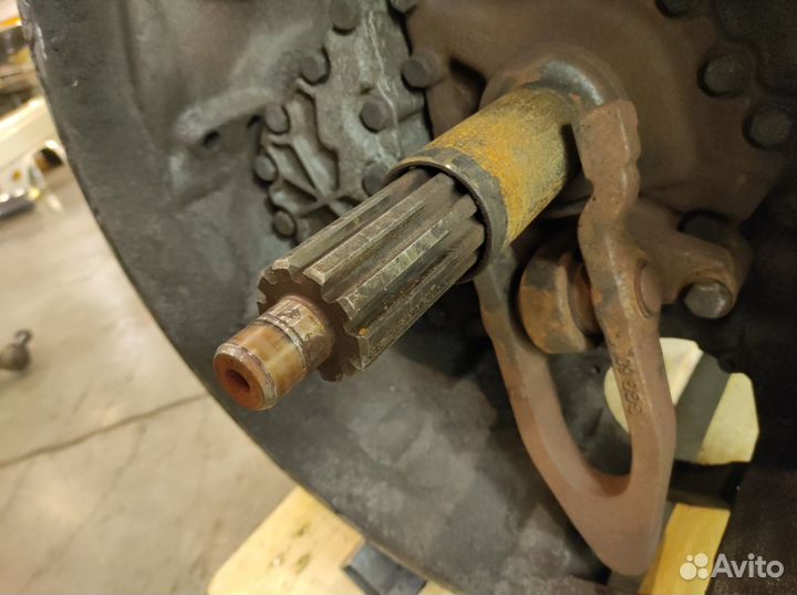 МКПП (механическая коробка переключения передач) M