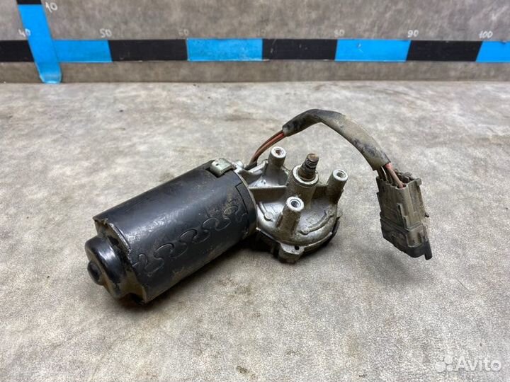 Моторчик дворников передний Renault Logan 1.4