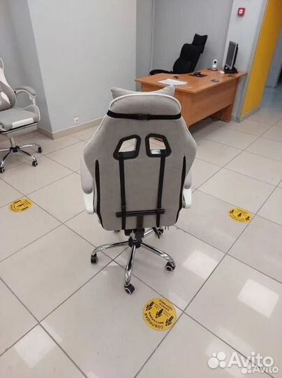 Компьютерное игровое кресло геймерское с массажем