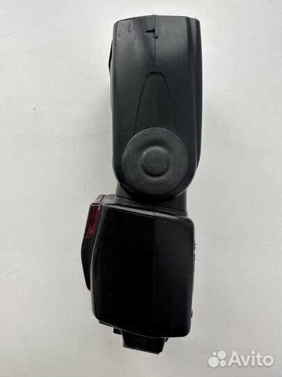 Вспышка камеры nikon 700