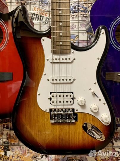 Электрогитара + чехол + тюнер (комплект)