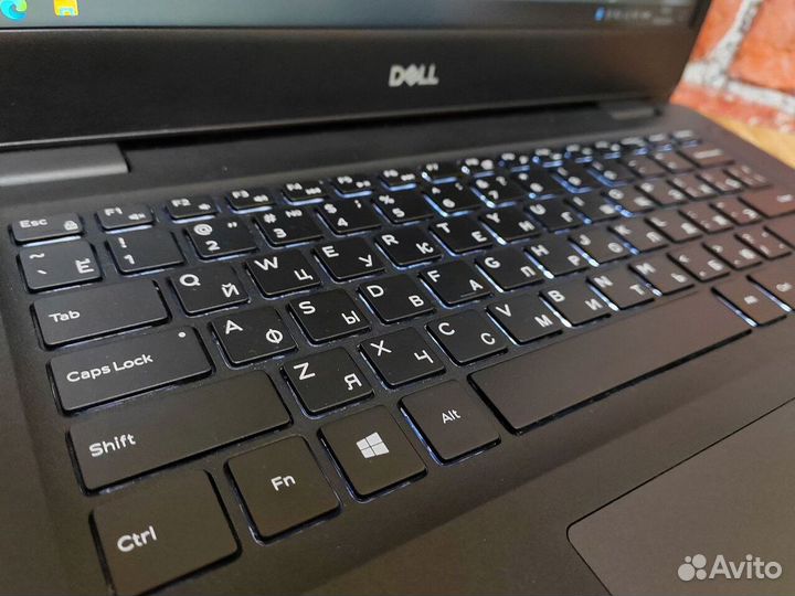 Ноутбук Dell Latitude с 14