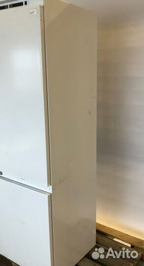 Холодильник встраиваемый maunfeld MBF.177NFW