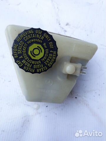 Бачок тормозной Mercedes Benz CLK200 W208