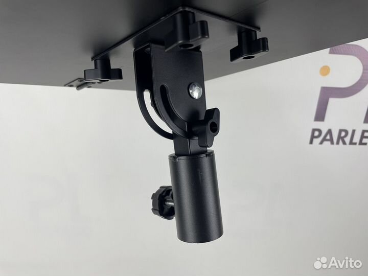 Столешница для стойки под проектор, ноутбук