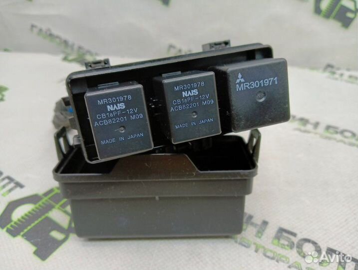 Реле включения вентилятора Citroen C-Crosser