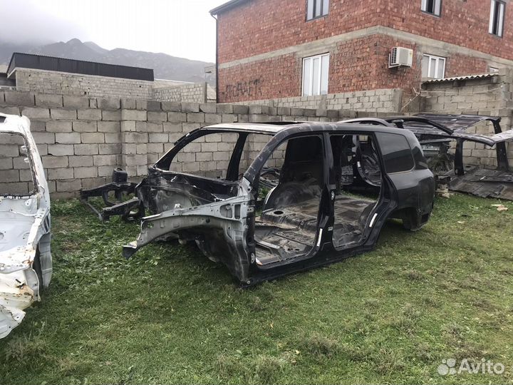 Кузов по частям Toyota Land Cruiser 200