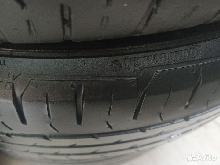 Continental ContiPremiumContact 5 215/55 R17