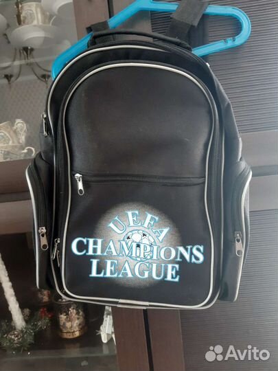 Школьный рюкзак