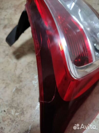 Задний левый фонарь Renault Logan 2016