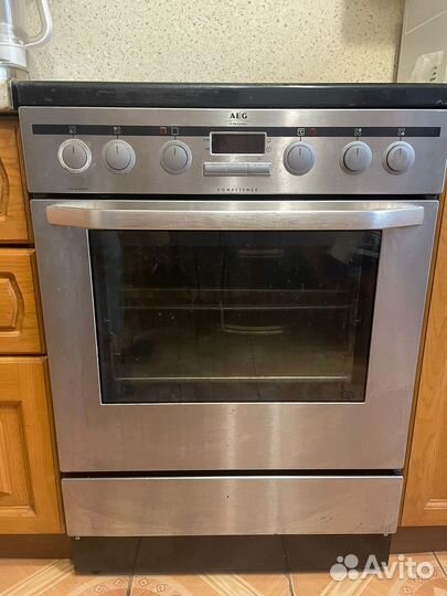 Электрическая плита Aeg-Electrolux 41056 VH-MN
