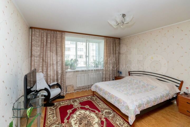 2-к. квартира, 82 м², 4/9 эт.