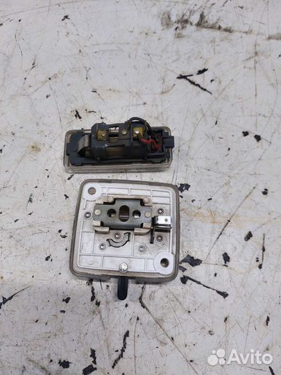 Светильник потолочный Mazda 323 BF