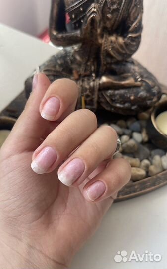 Маникюр с покрытием гель-лаком