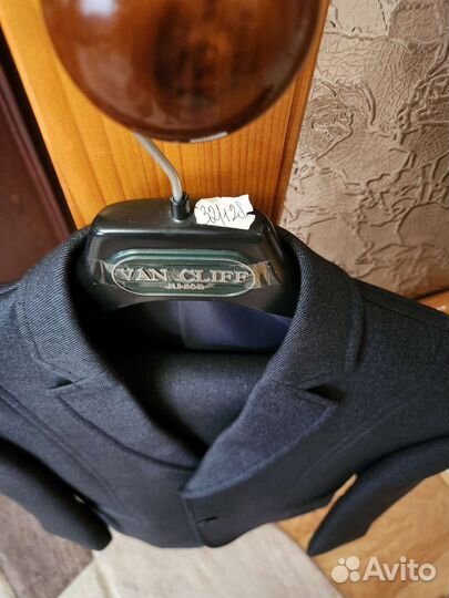 Школьный костюм для мальчика 128 серый