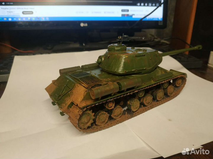 Модель сборная иc 2 1/35