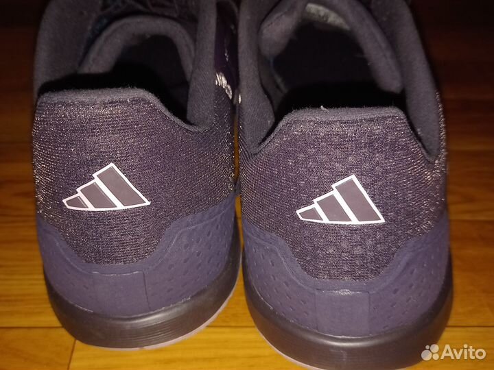 Футзалки Adidas новые