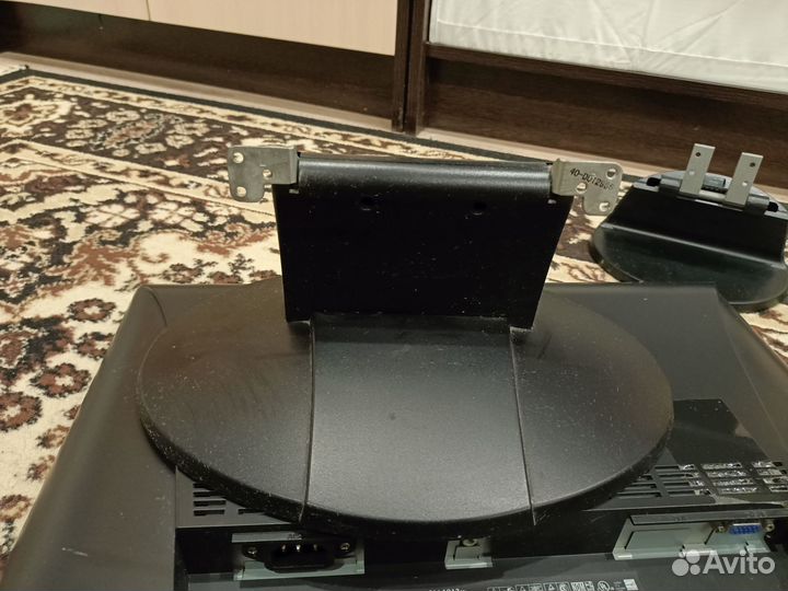 Монитор (х2), Системник (на запчасти), клавиатура