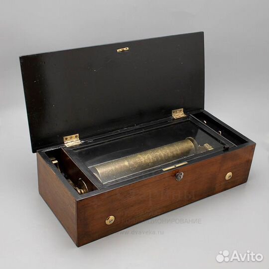 Музыкальная шкатулка с гимном «Боже, Царя храни»