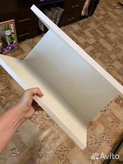 Полка настенная новая