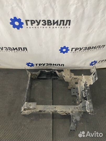 Кронштейн подножки Renault T 84539334