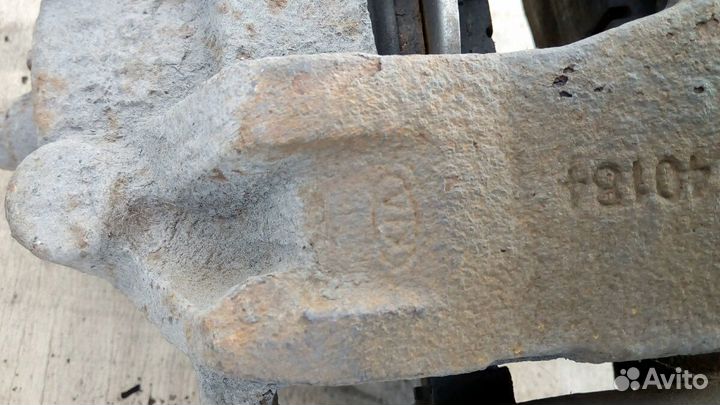 Суппорт тормозной передний Левый Хендай Солярис