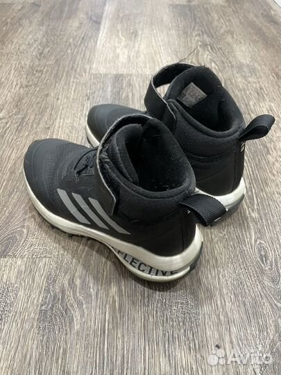 Зимние кроссовки Adidas