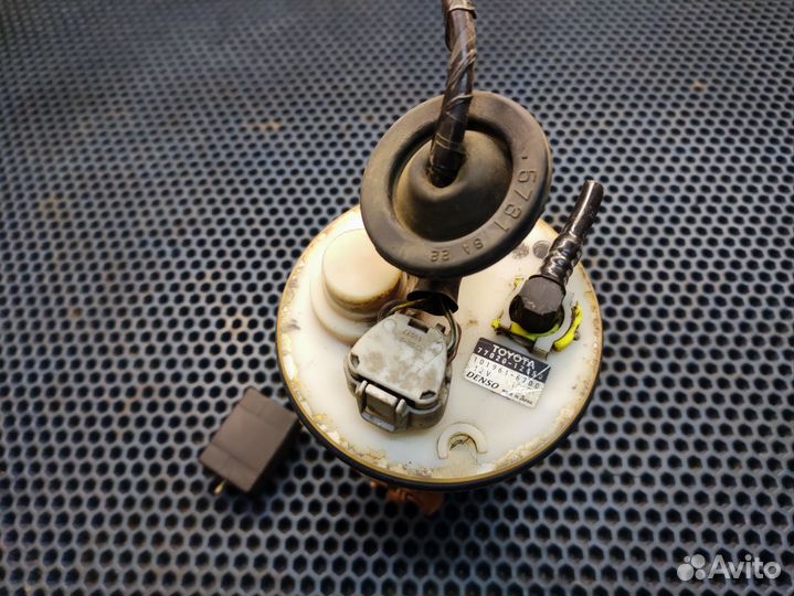 Бензонасос Toyota corolla fielder 1nz-fe