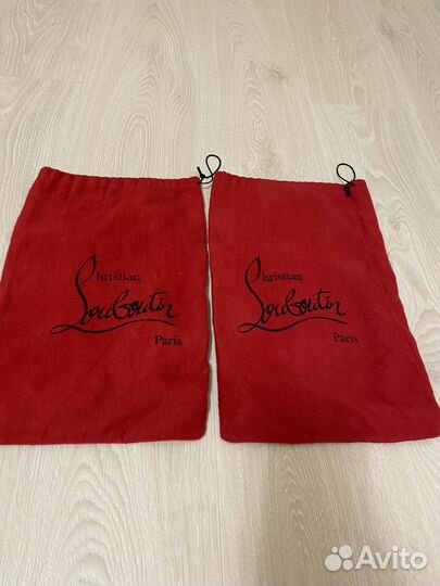 Пыльники для туфлей Louboutin