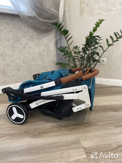 Прогулочная коляска yoya plus 3