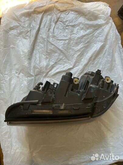 Фара передняя BMW 7 E65 E66 правая левая