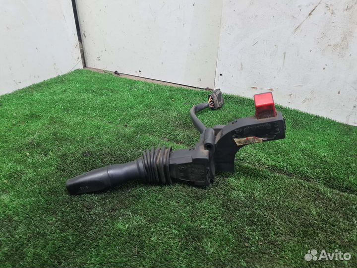 Подрулевой переключатель левый Волга 31105