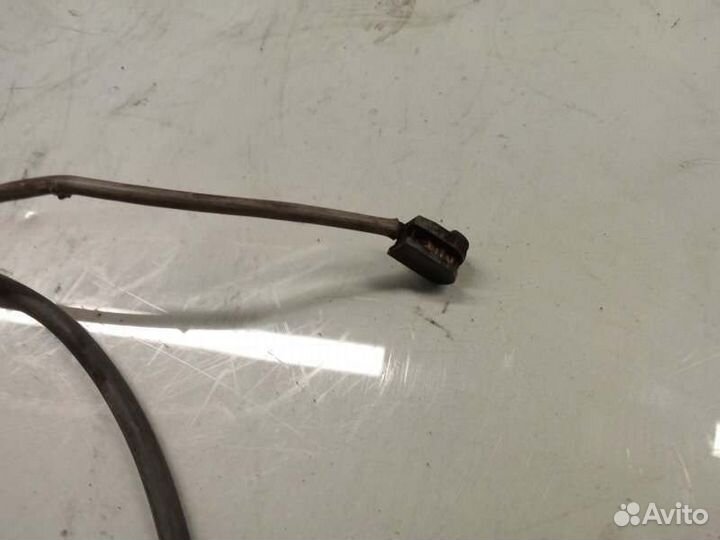 Датчик износа тормозных колодок передний левый Bmw