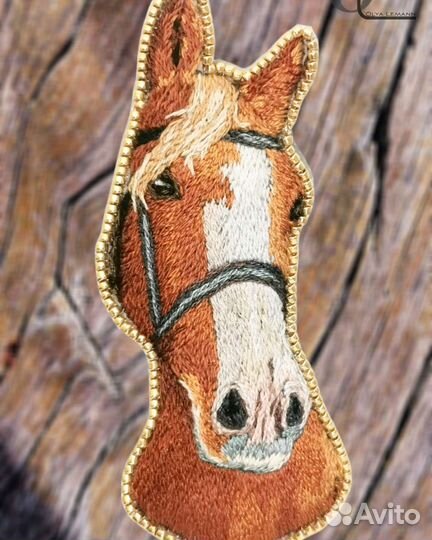 Броши на заказ