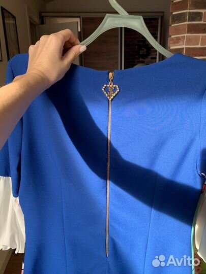 Платье праздничное