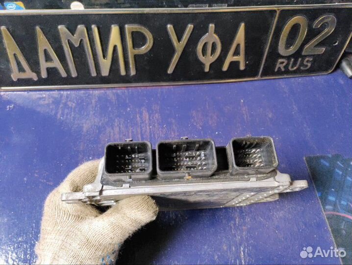 Блок управления двигателем Nissan Lafesta B30