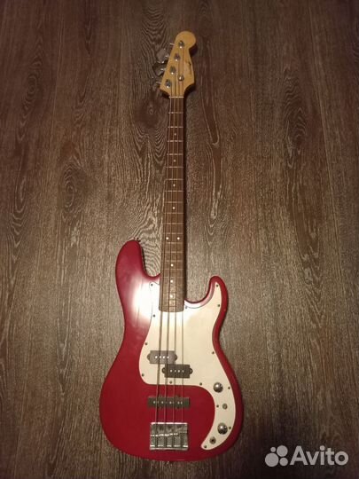 Басс гитара 4 струны