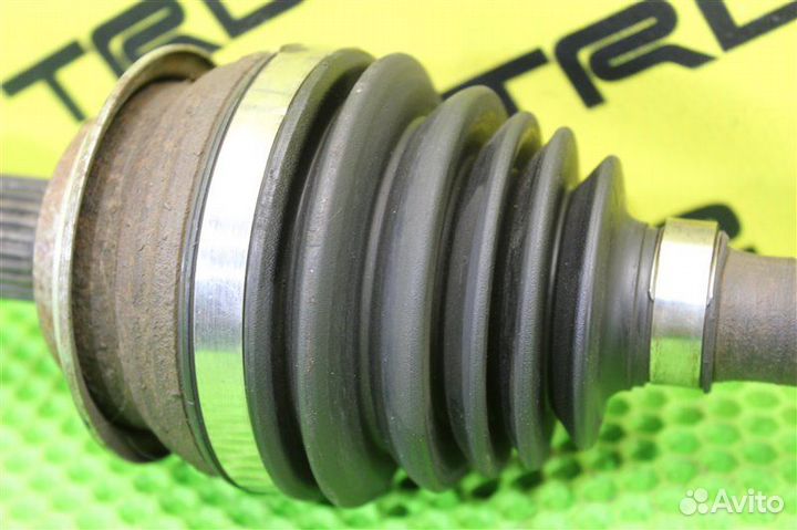 Привод передний левый Toyota Corolla Fielder