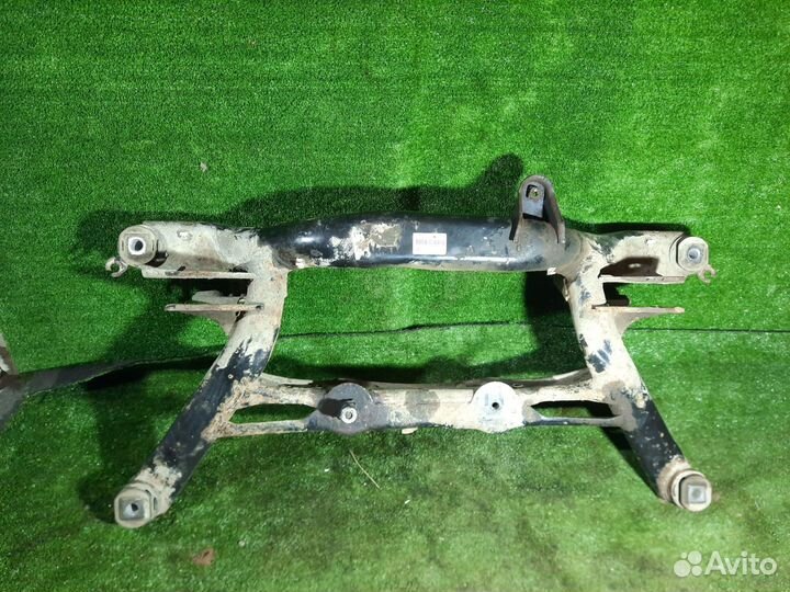 Подрамник задний 4WD, полный привод Tiguan, 2010