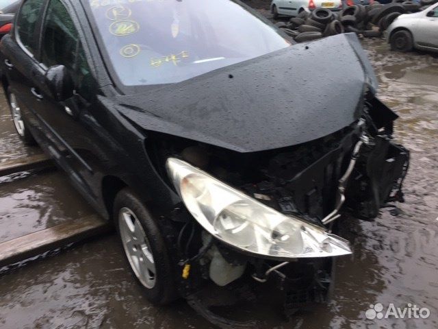 Разбор на запчасти Peugeot 207